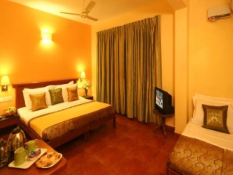 Lambana Resort Calangute Exterior photo